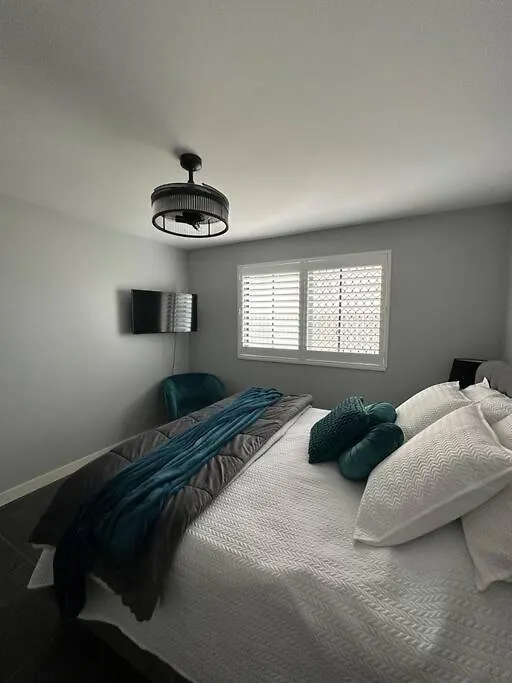 Gough House - Hosted By Burleigh Letting Apartment Gold Coast 0*,  Australia