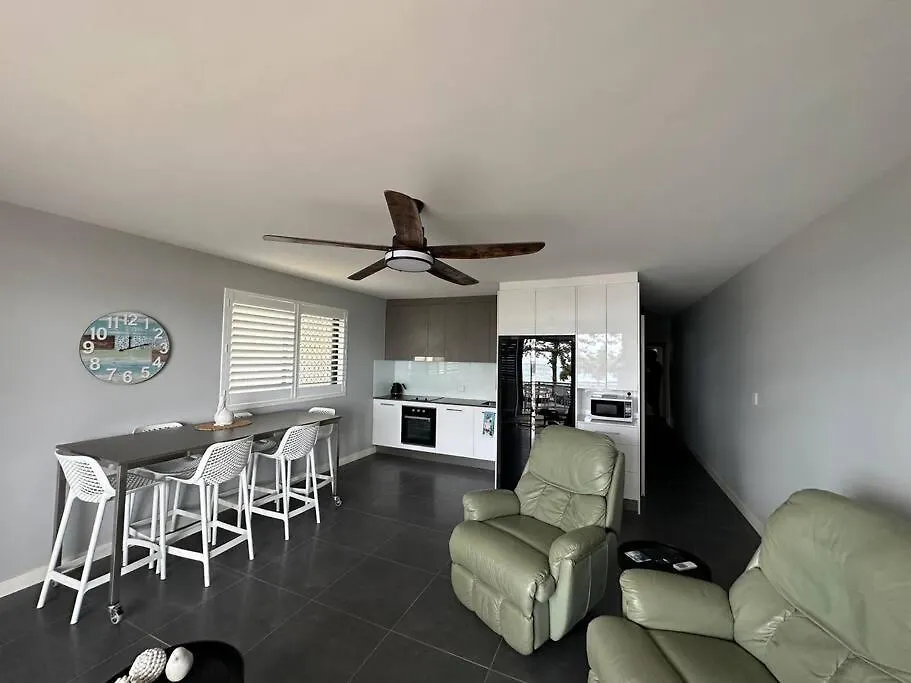 Gough House - Hosted By Burleigh Letting Apartment Gold Coast