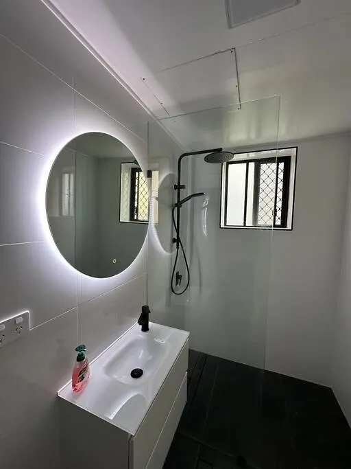 Gough House - Hosted By Burleigh Letting Apartment Gold Coast
